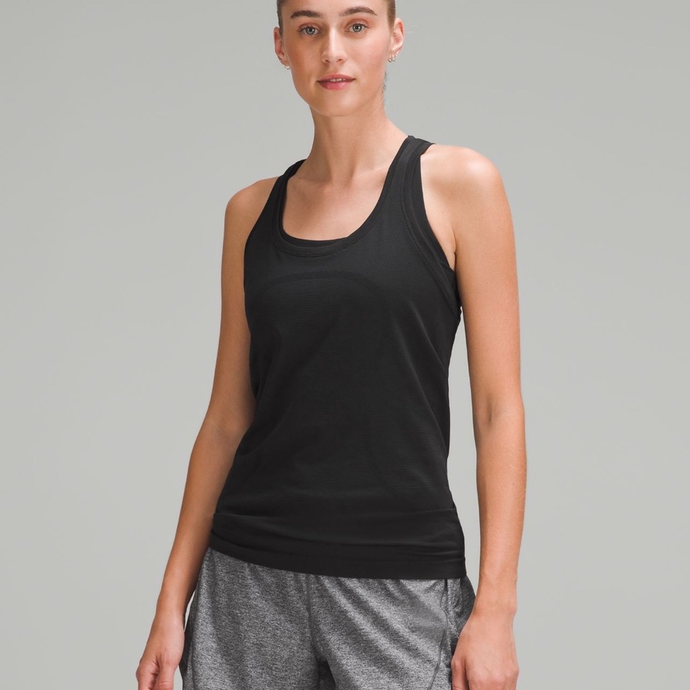 Lululemon Swiftly tech razor back tank top. Size: 6. Color: Black